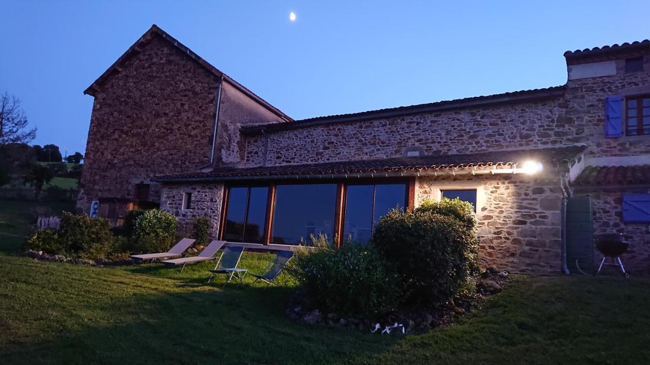 Gites & Chambres D'Hotes Peyrecout Laparrouquial Bagian luar foto