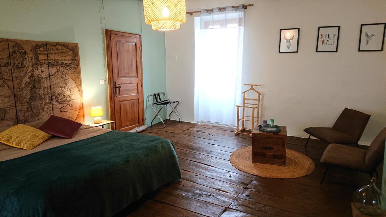 Gites & Chambres D'Hotes Peyrecout Laparrouquial Bagian luar foto