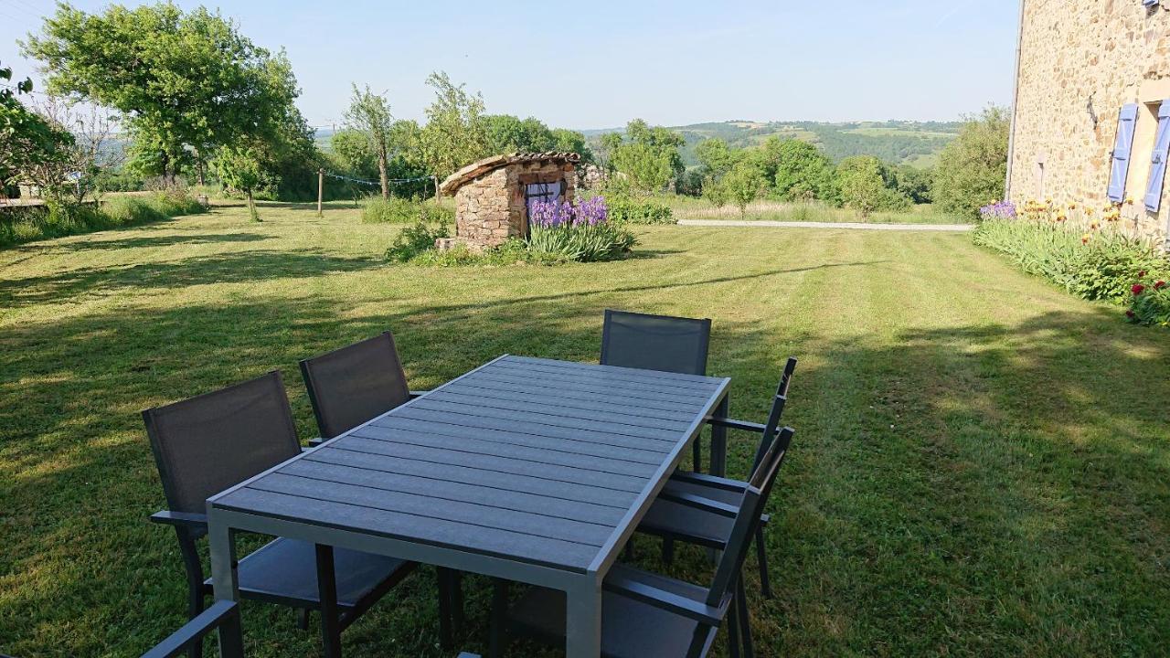 Gites & Chambres D'Hotes Peyrecout Laparrouquial Bagian luar foto