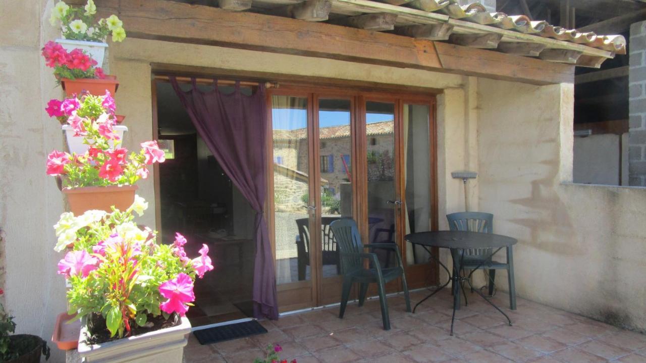 Gites & Chambres D'Hotes Peyrecout Laparrouquial Bagian luar foto