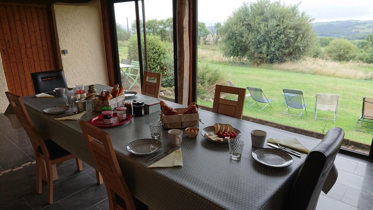 Gites & Chambres D'Hotes Peyrecout Laparrouquial Bagian luar foto