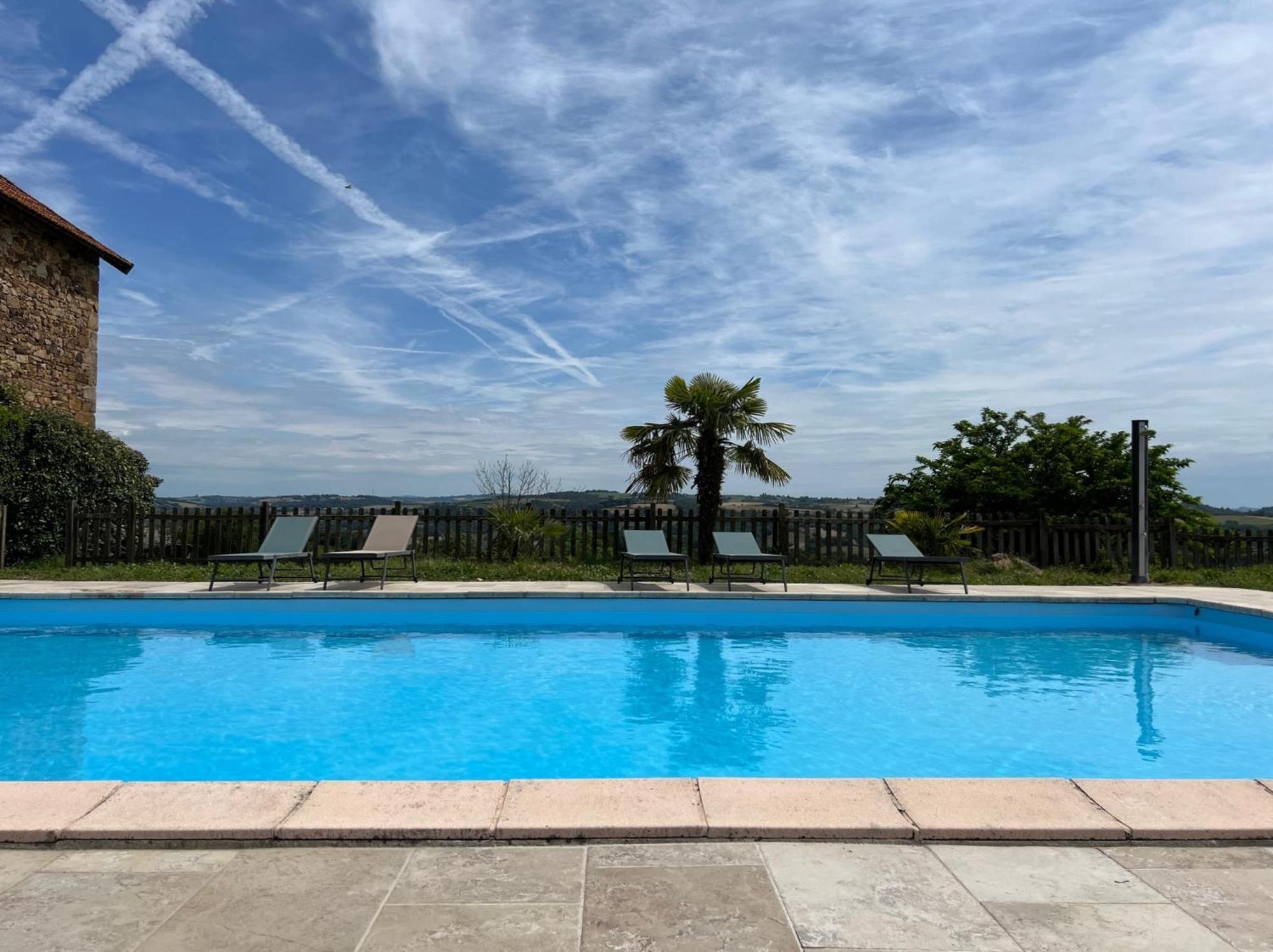 Gites & Chambres D'Hotes Peyrecout Laparrouquial Bagian luar foto