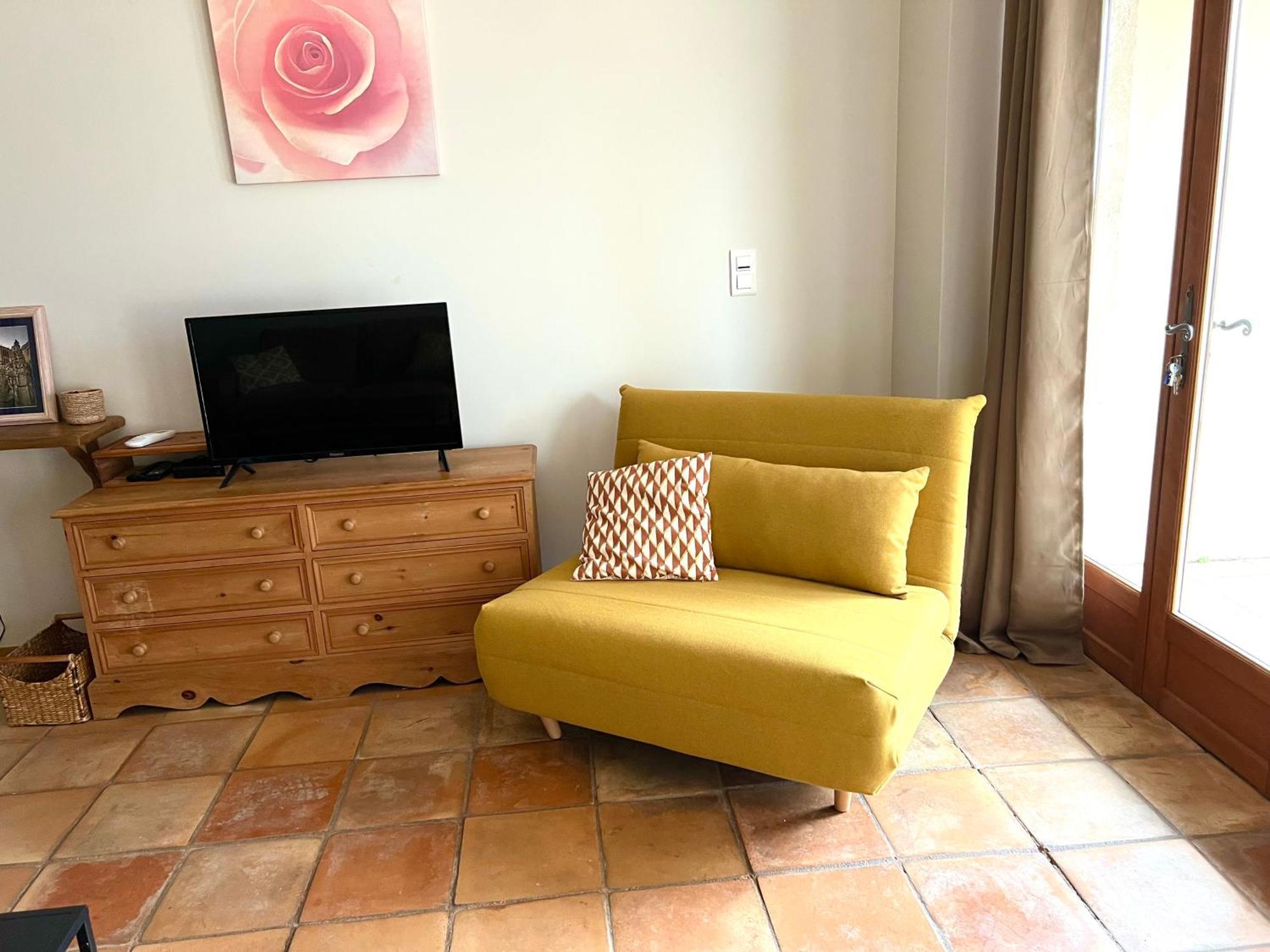 Gites & Chambres D'Hotes Peyrecout Laparrouquial Bagian luar foto