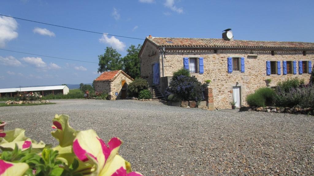 Gites & Chambres D'Hotes Peyrecout Laparrouquial Bagian luar foto